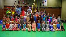 Große und kleine Akteure sorgen am Samstag in der Sporthalle am Hoptbühl-Gymnasium für Unterhaltung. Bilder: Rüdiger Fein