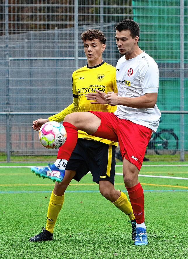 Bild 20: Spannendes Linzgauderby zwischen SC Pfullendorf II und SV Denkingen. Wir haben die besten Bilder!