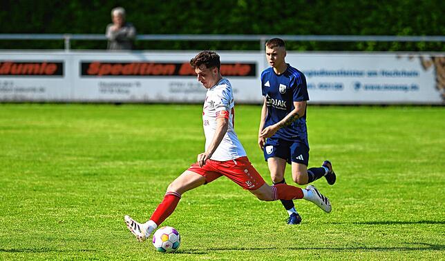 Bild 5: SV Blau-Weiß Murg gewinnt mit 2:1 gegen den SV Jestetten – und wir haben Fotos!