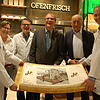 Freuen sich über die Erweiterung (von links): Carlos Sparacio, Kathrin Jeasing, Karsten Pabst, OB Klaus Eberhardt, Jörg Hieber und ...