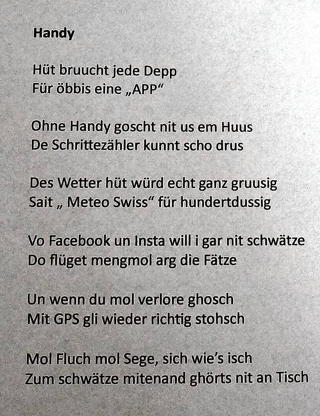 Humorvoll und kritisch: Alemannische Reime übers Handy von Hannelore Tomasi
