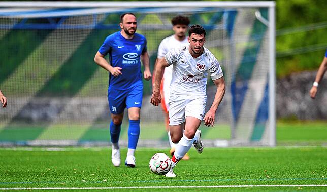 Bild 12: TuS Stetten setzt sich mit 4:2 gegen SV Jestetten durch – und wir haben Fotos!
