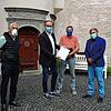 Übergabe der Petition an den Oberbürgermeister: Christian Millauer, Uli Burchardt, Michael Scholtz und Reinhard Hahn. 297 Menschen, die ...