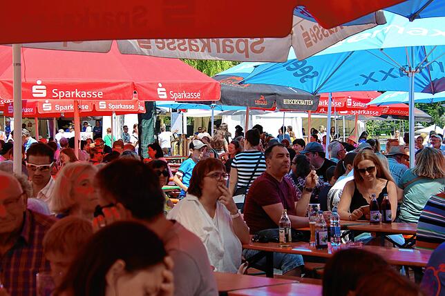 Bild 14: Hausherrenfest 2024: Bilder der Festmeile am Seeufer