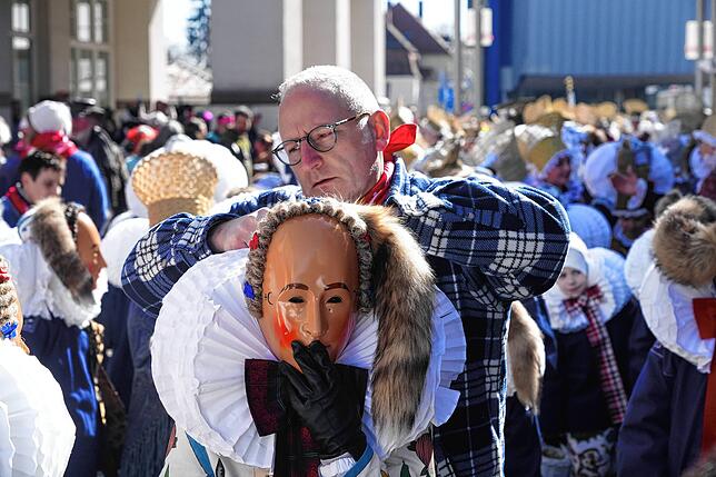 Bild 11: Die besten Bilder vom Villinger Fasnet-Umzug: Ein unvergessliches Spektakel!