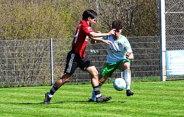 Bild 30: FC Überlingen besiegt DJK Donaueschingen mit 2:1. Wir waren mit der Kamera dabei!