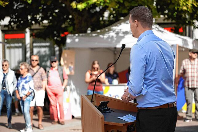 Bild 1: Radolfzell feiert 47. Altstadtfest: Musik, Genuss und Sonne ziehen Tausende Besucher an