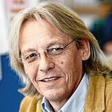 Festival-Sprecher Urs Peter Naef hat die Gewinner hinter die Kulissen geführt.