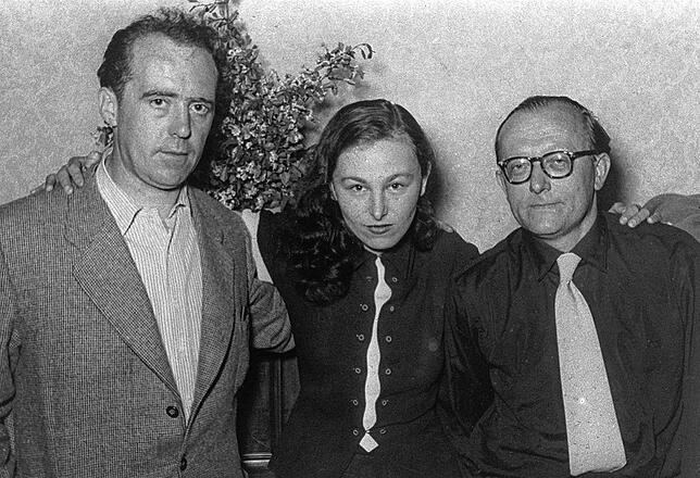 Heinrich Böll, Ilse Aichinger und Günther Eich aufgenommen 1952 während der Tagung der Gruppe 47.
