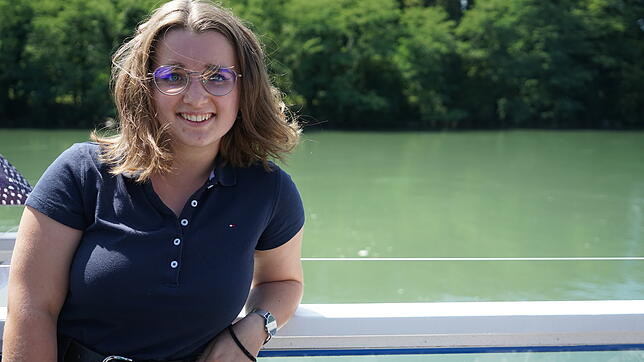 Pauline Gabaud auf der &bdquo;MS Waldshut-Tiengen&ldquo;.