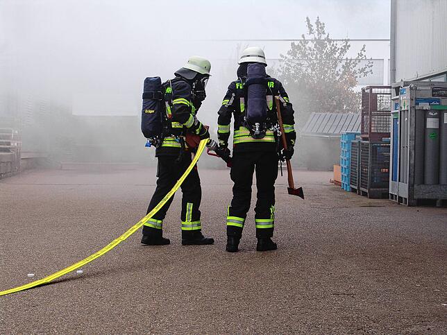 Bild 8: Feuer, Verletzte und Vermisste: Die besten Bilder von der Hauptübung der Salemer Feuerwehr