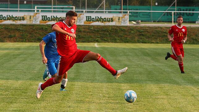 Torjäger wechselt: Mike Heyde, in den vergangenen Jahren erfolgreichster Torschütze des FC Wallbach, wechselt in der Winterpause zum SV ...