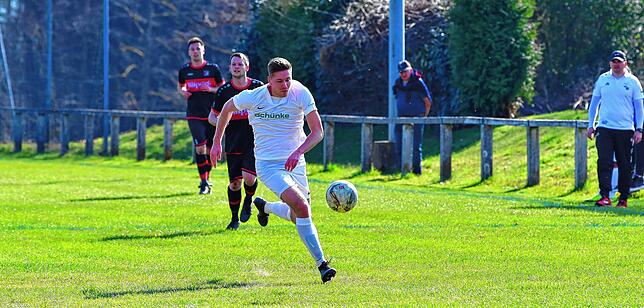 Bild 23: SG FC Wehr/Brennet gelingt wichtiges 1:0 gegen den FC RW Weilheim &ndash; und wir haben Bilder!