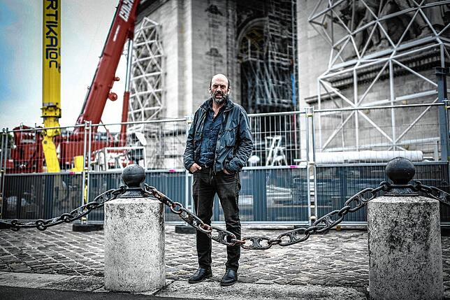 Christos Neffe Vladimir Yavachev hat das Werk des bulgarischen Künstlers vollendet.