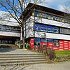 Verwaist ist die Grundschule Deggenhausertal und auf dem Schulhof, der sonst in den Pausen sehr belebt ist, herrscht absolute Ruhe. ...