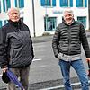 Mit Sven Martin (rechts) und Alexander Gebauer (links) von der Bürgervereinigung Allmannsdorf beim Rundgang durch Allmannsdorf.