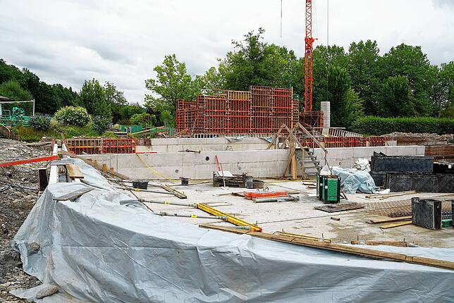 Bild 6: Wie steht es eigentlich um das Waldshuter Freibad? Wir nehmen Sie mit auf die Baustelle
