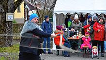 Konzentriert bei der Sache: Tobias Stett aus Bermatingen zählt beim Ahausener Preisschnellen, das vom Narrenverein Moschtobst ...