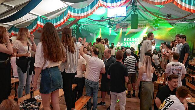 Bild 24: Chilbi 2025 in Waldshut: Große Waldhaus Brassnacht mit „Brasslufthamma“ und „SoundGurus“