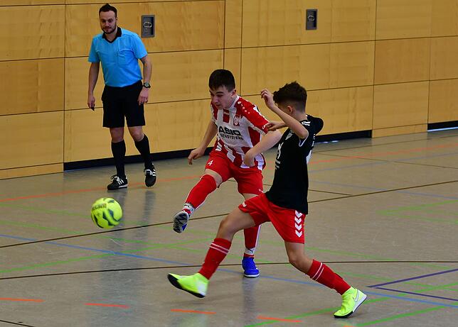 Bild 6: U15 des FV Lörrach-Brombach macht durch ein 8:1 gegen den FC Tiengen 08 den Gruppensieg klar