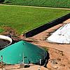 Biogasanlagen wie diese auf dem Lärchenhof gibt es auf Gemarkung Heiligenberg gleich mehrere. Da sie von Wind und Sonne unabhängig sind, ...