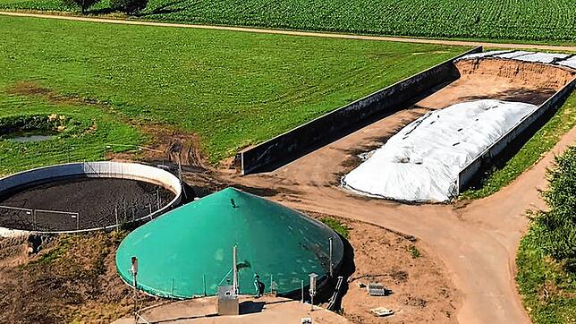 Biogasanlagen wie diese auf dem Lärchenhof gibt es auf Gemarkung Heiligenberg gleich mehrere. Da sie von Wind und Sonne unabhängig sind, ...