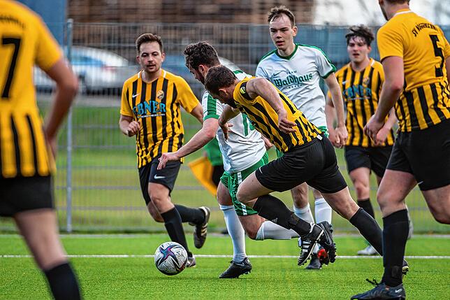 Bild 24: SV Nöggenschwiel gewinnt Derby beim SV Waldhaus mit 2:1 &ndash; und wir haben Bilder!