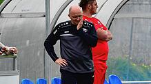 Kurz vor dem Abstieg: Trainer Dirk Tegethoff wird aller Voraussicht nach mit dem FC Wallbach in der kommenden Saison in der Kreisliga A ...