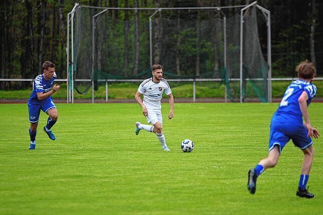 Bild 7: SV 08 Laufenburg siegt 2:1 gegen Spvgg Gundelfingen/Wildtal – und wir haben Fotos!