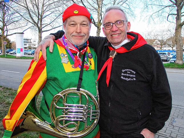 Bild 17: Buntes Treiben beim Mini-Kinderball der Froschenzunft