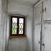 Was die Einsiedler wohl in ihrem Wandschrank aufbewahrten? Das bleibt ein Geheimnis der Geschichte. Viel Komfort hatten sie jedenfalls ...