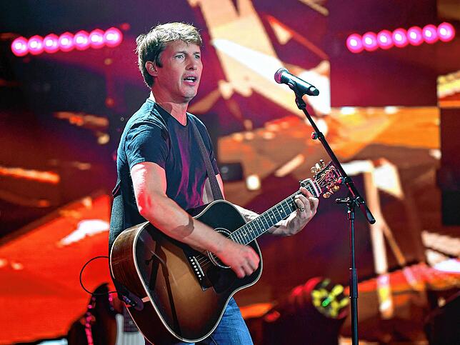 James Blunt kehrt nach 2011 wieder nach Salem zurück.