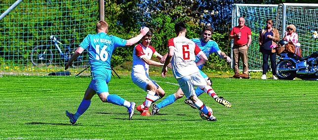 Bild 9: SV Buch spielt 1:1 im Oster-Derby gegen den FC RW Weilheim &ndash; und wir haben Bilder!