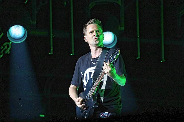 Bild 10: Einer der Topacts am Sonntag: Muse rockt beim Southside
