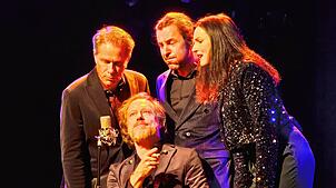 LaLeLu, das sind (von links) Tobias Hanf, Frank Valet (sitzend), Jan Melzer und Sanna Nyman. Foto: Nicola Reimer