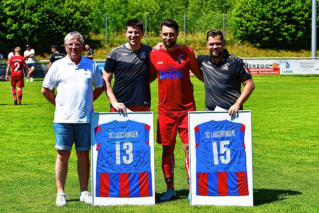 Bild 49: SC Lauchringen steigt nach 0:3 gegen Spvgg. Wutöschingen in die Kreisliga B ab &ndash; wir haben Bilder!