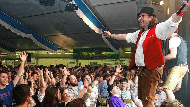 Zahlreiche Feste, Einweihungen und Jubiläen prägten in Oberteuringen das Jahr 2023: Beim fünftägigen Blütenfest sorgten an drei Abenden ...
