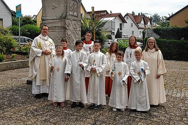 Am Samstagmorgen, 24. Juli, feierten Miriam Kreiter, Nevio Francolino, Kevin Gorzen, Riccardo Messuri und Dominic Serepec in St. Gallus ...