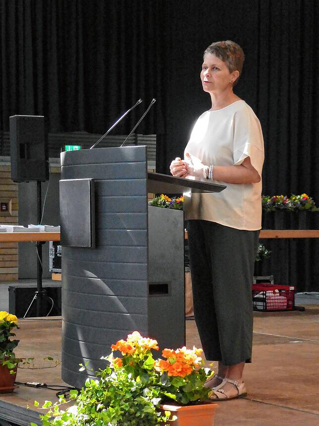 Bild 5: Bilder von der Zeugnisübergabe am Schulverbund Nellenburg Stockach &ndash; Teil 1