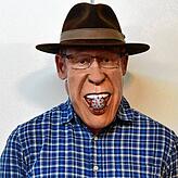 Als Corona-Knacker: Das Virus konnte Hans-Georg Benz nicht den Humor nehmen.
