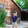 Hubert Becker, Organisator des Gehrenberglaufs, an der Turnerhütte. In dem Bereich startet am Sonntag, 6. Oktober, wieder das ...
