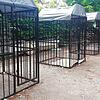 Das sind drei von sechs Hundeboxen. Sie befinden sich in der Nähe des Bahnhofs Therme. Dort ist auch eine LGS-Servicestation, wo sich ...