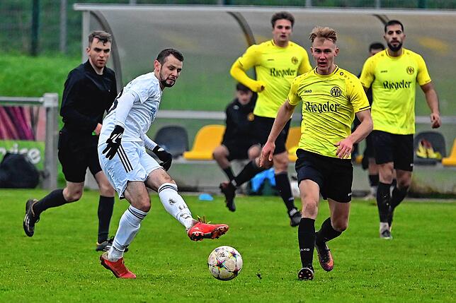 Bild 4: SV 08 Laufenburg verliert beim FV Herbolzheim mit 0:2 &ndash; wir haben Bilder!
