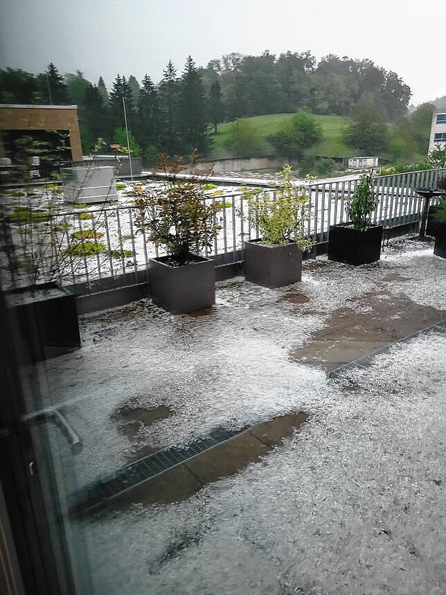 Bild 11: Bilder vom Unwetter: So stark hat der Hagel am 16. Mai im Raum Stockach gewütet!