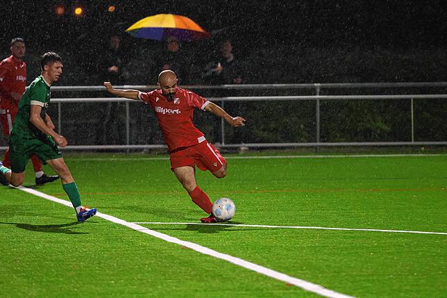 Bild 32: SV Rheintal schießt Bezirksligist SG Weilheim/Gurtweil mit 9:4 aus dem Pokal – und wir haben Fotos!