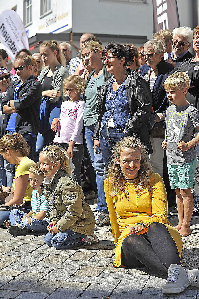 Bild 10: Wenn Gaukler und Musiker in der Zähringerstadt regieren: Impressionen vom Straßenmusiksonntag in Bräunlingen