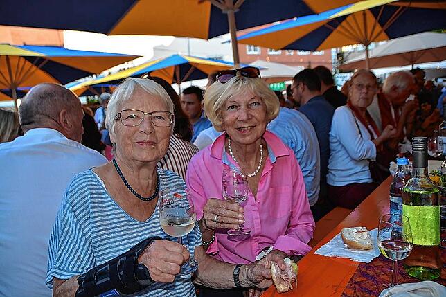 Bild 3: Das 47. Bodensee Weinfest in Meersburg ist eröffnet