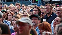 Bild : Pur begeistert 5000 Besucher im Schlossgarten (Teil 2)