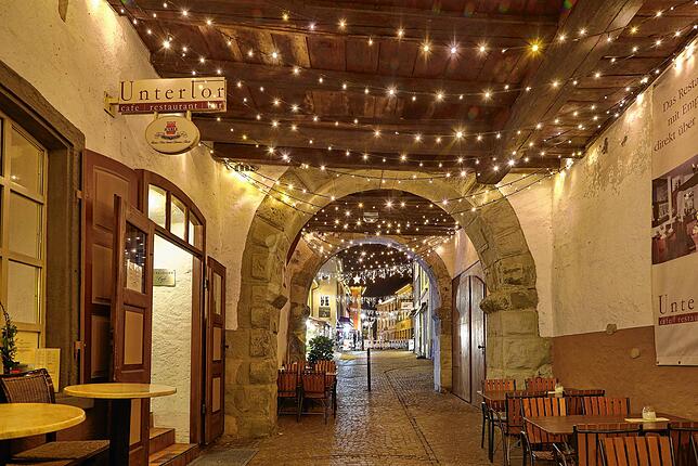 Vor allem im Winter ist die Altstadt von Markdorf ein besonders schöner Ort. Lichterglanz und Fachwerkfassaden sorgen für eine ...