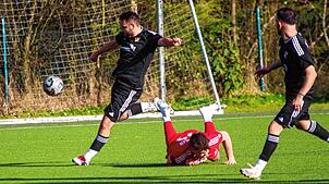 Er ist wieder da: Bujar Halili (links) stand beim 2:0-Erfolg des SV 08 Laufenburg erstmals seit der Winterpause wieder in der Start-Elf. ...